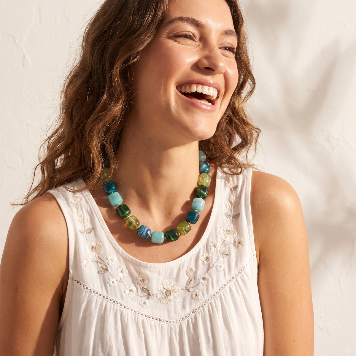 Collier à perles carrées épaisses Terre