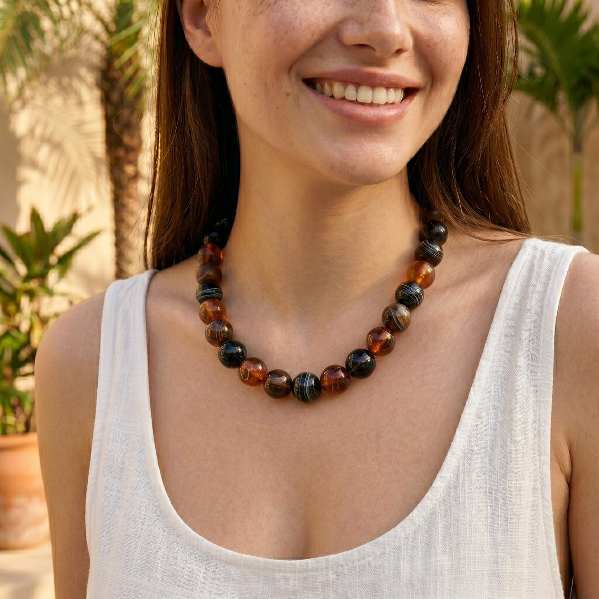 Collier épais en perles marron