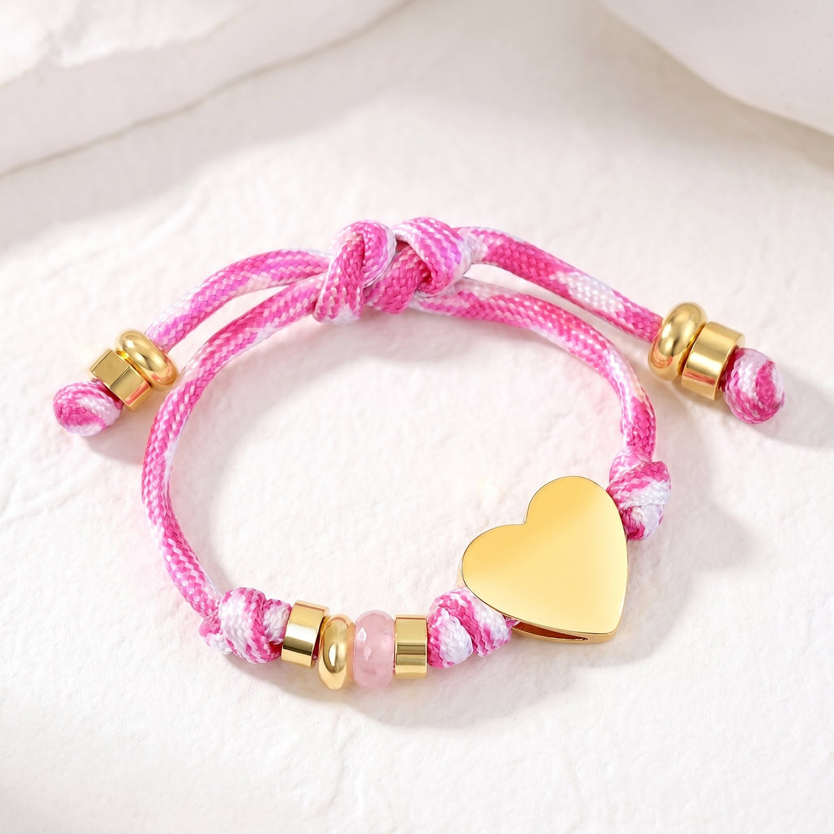 Bracelet en corde « nœud d’amour »