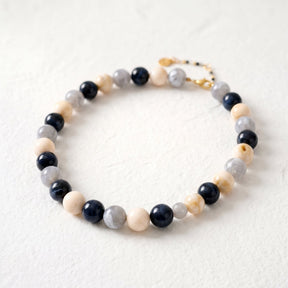 Collier gris épais à perles