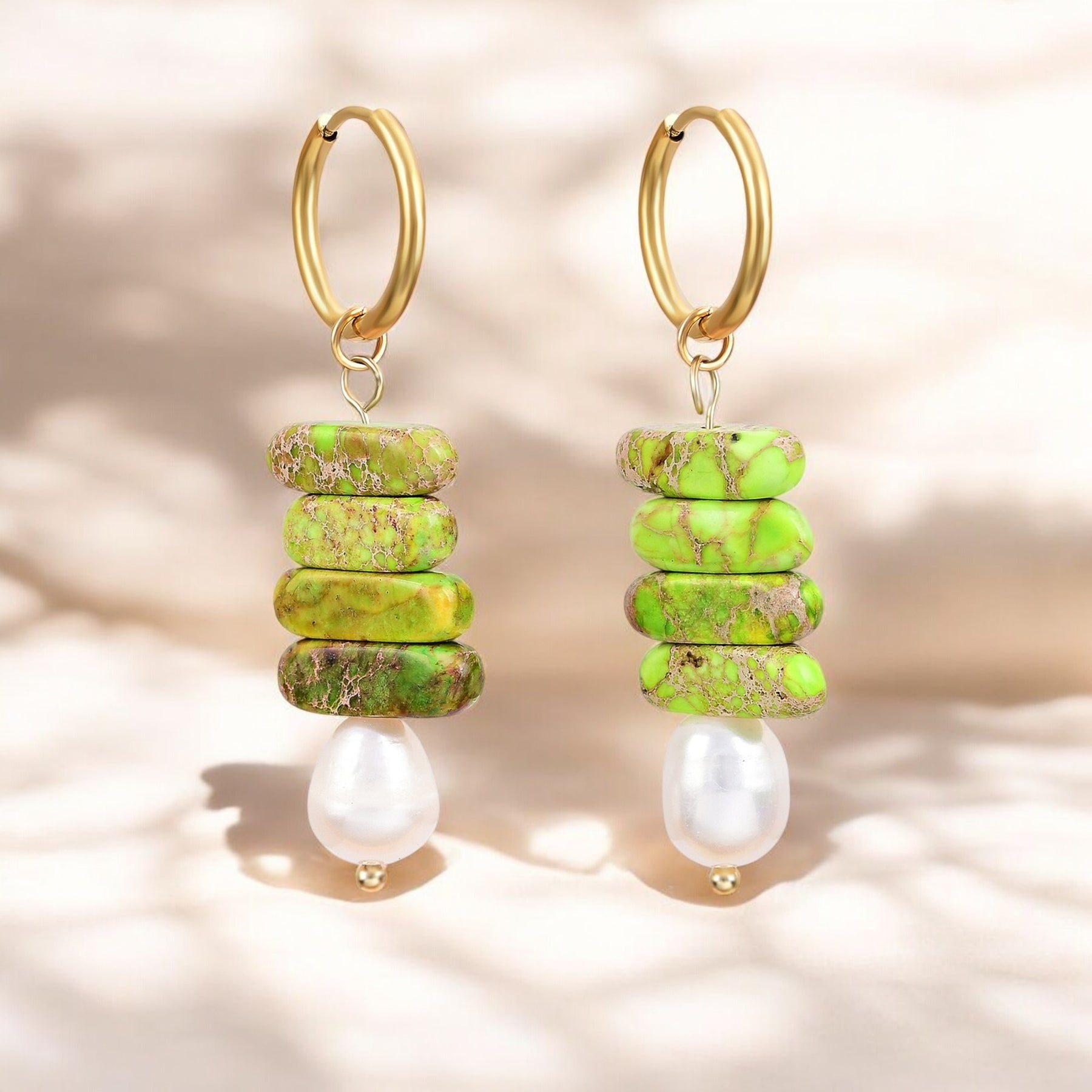 Gouttes en anneau en perles de mer et jaspe vert
