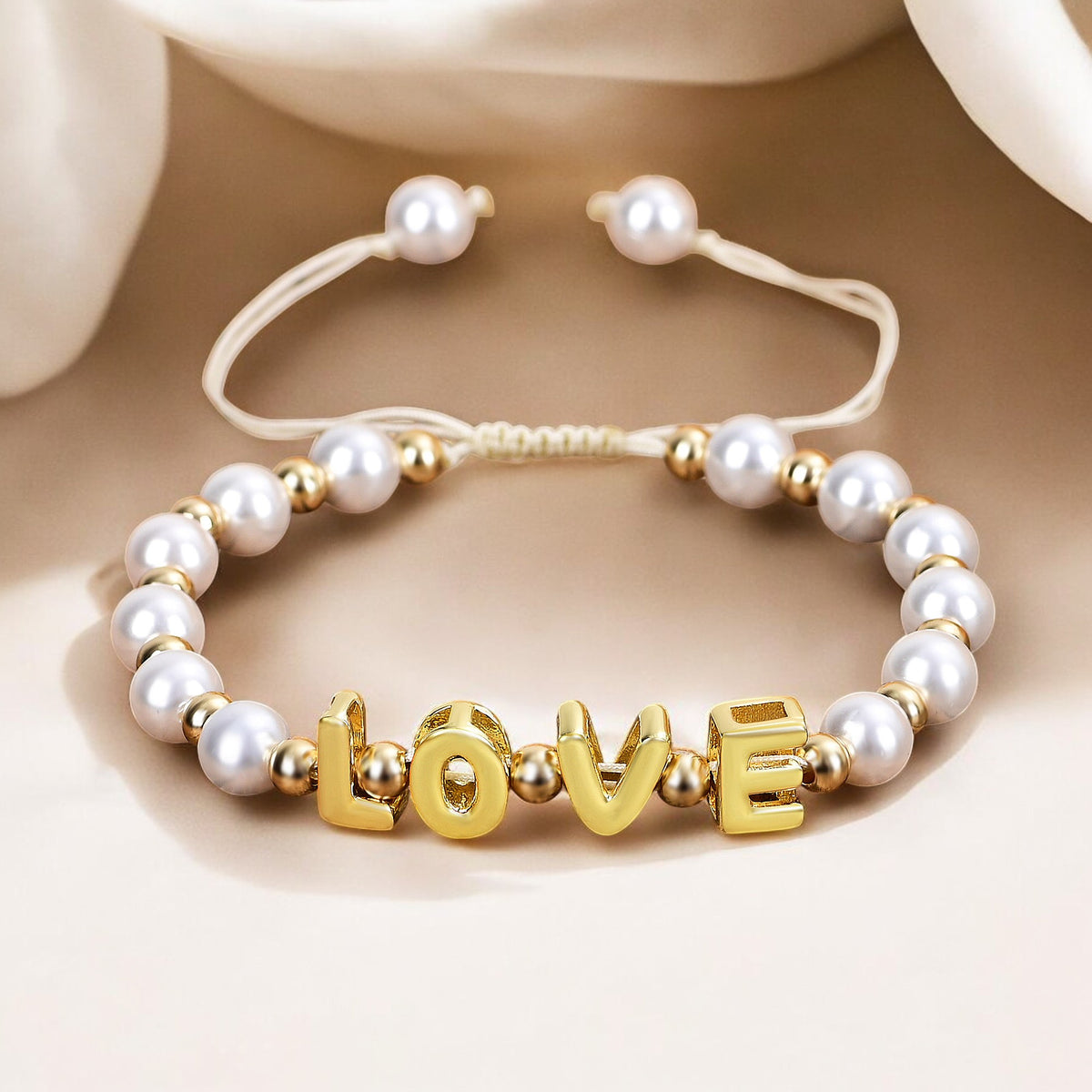 Bracelet d'amour éclatant de perles