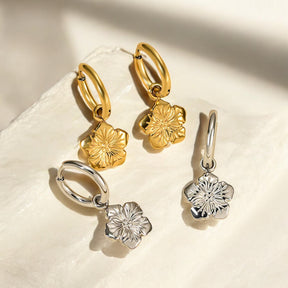 Boucles d'oreilles créoles Bloom Charm