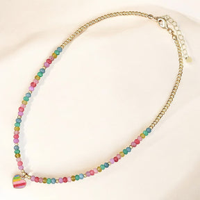 Collier en forme de cœur pastel