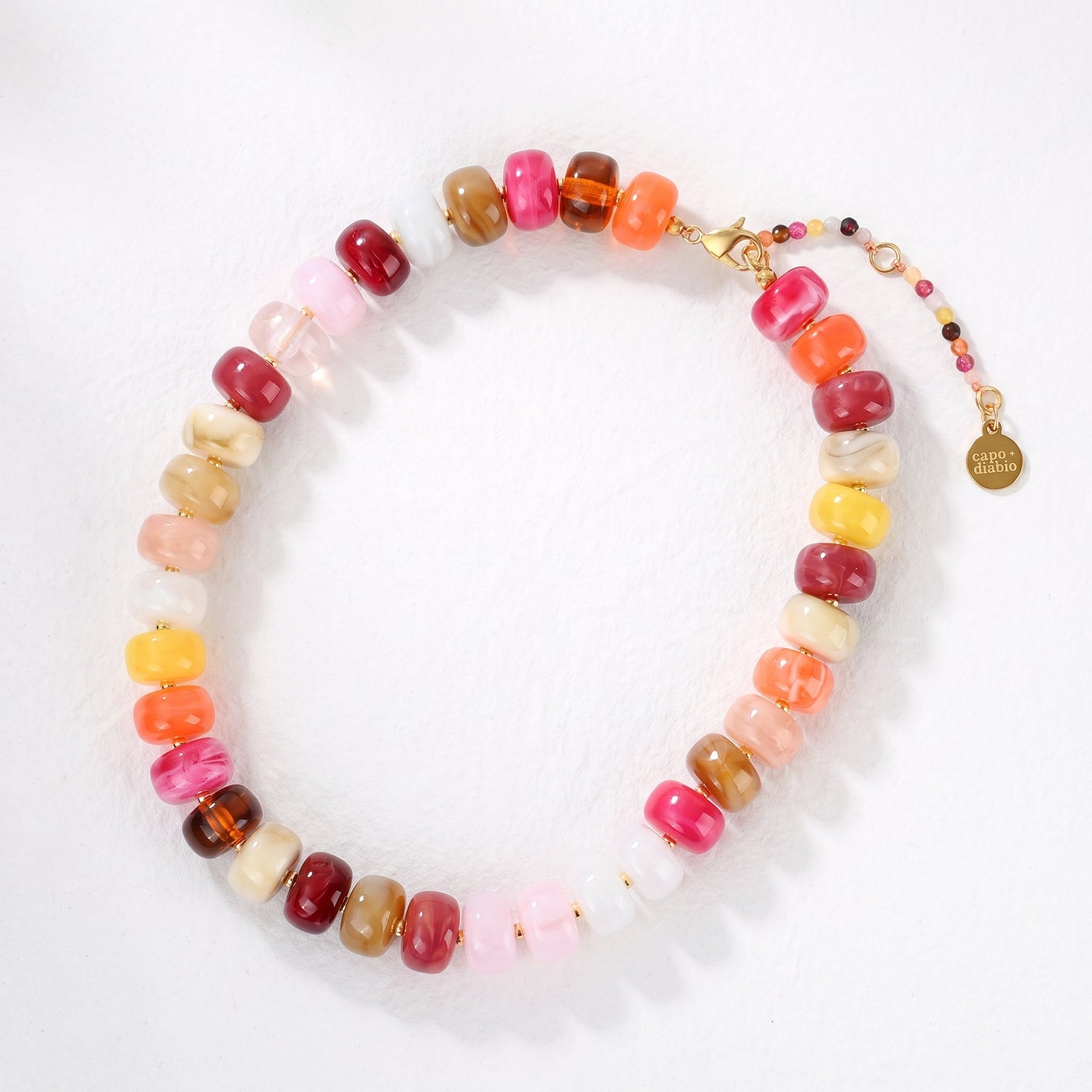 Collier imposant aux teintes chaleureuses de l’automne