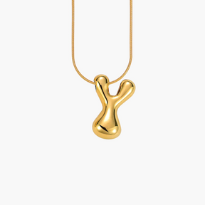 Collier avec initiales en forme de bulle dorée