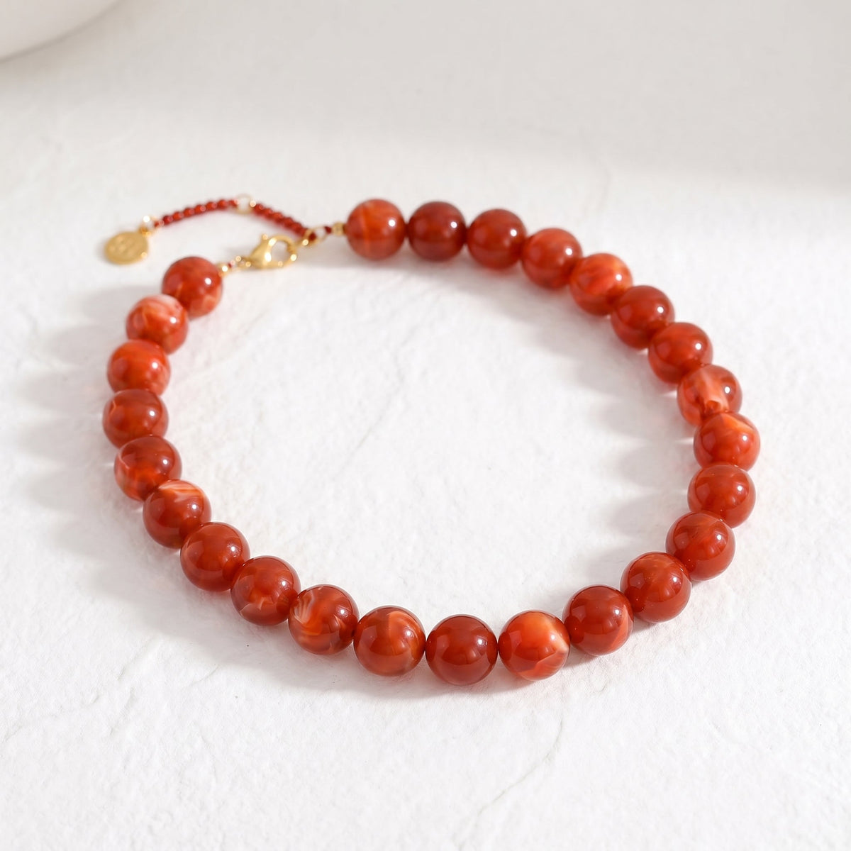 Collier épais à perles rouges