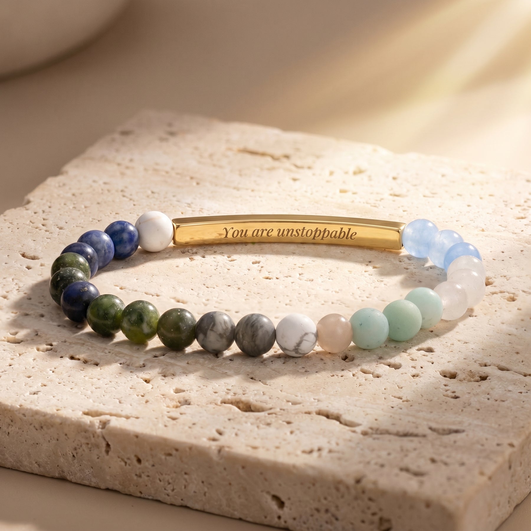 Bracelets en pierre à message secret