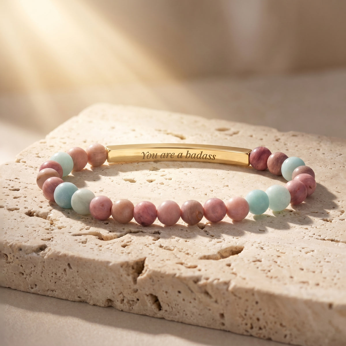 Bracelet en pierres pastel Message secret