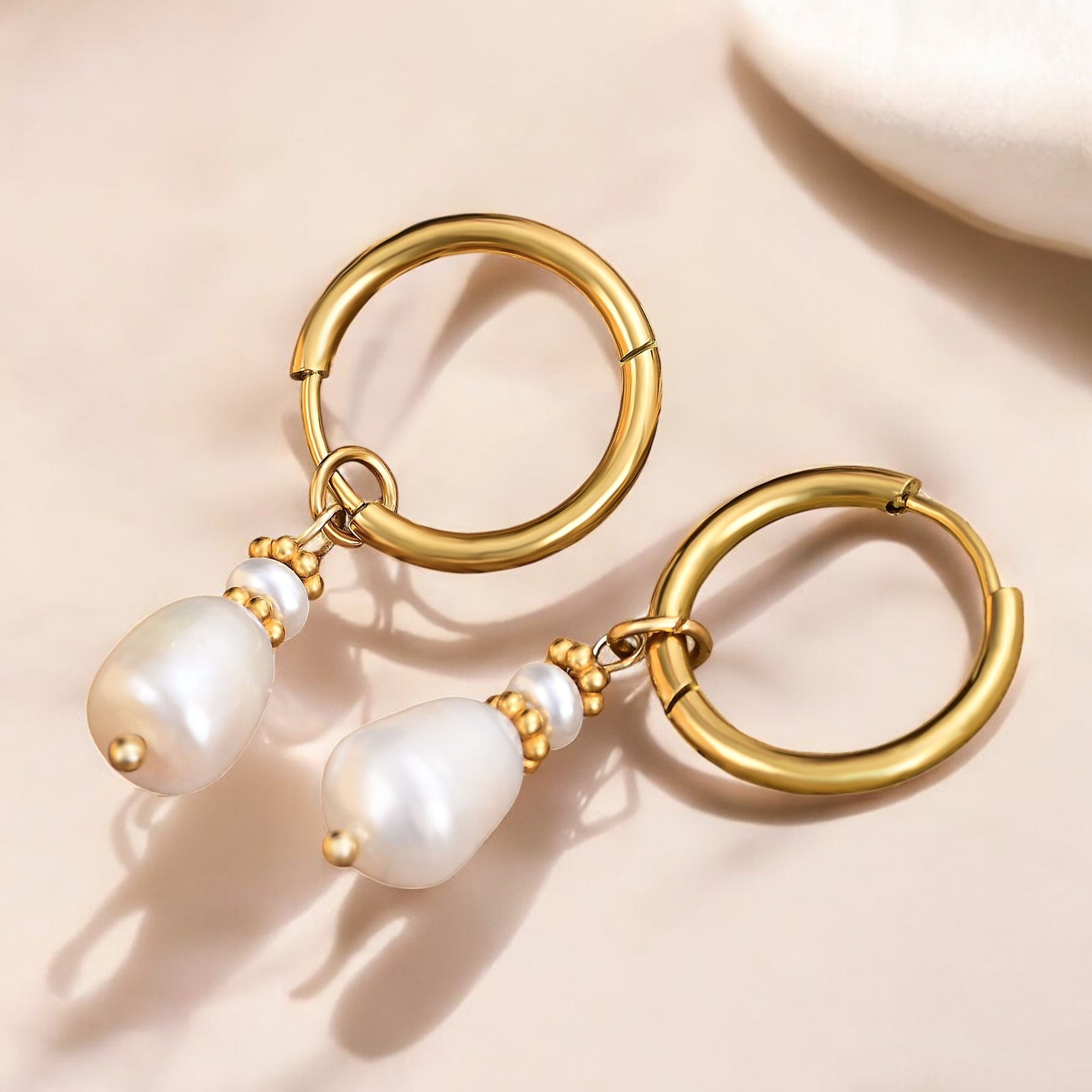Boucles d'oreilles créoles en perles et agates Golden Grace